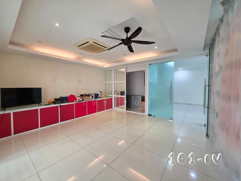 Semi-Detached House for Sale in Bandar Bukit Tinggi 2 (Klang) - Ivy Por - Living Room - PropertyGuru.com.my