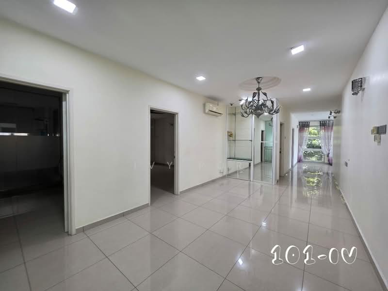 Semi-Detached House for Sale in Bandar Bukit Tinggi 2 (Klang) - Ivy Por - Living Room - PropertyGuru.com.my