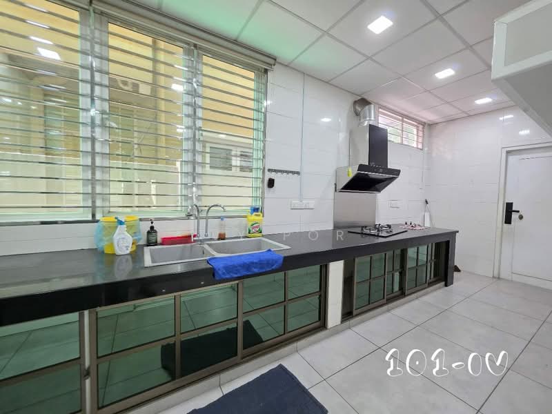 Semi-Detached House for Sale in Bandar Bukit Tinggi 2 (Klang) - Ivy Por - Kitchen - PropertyGuru.com.my