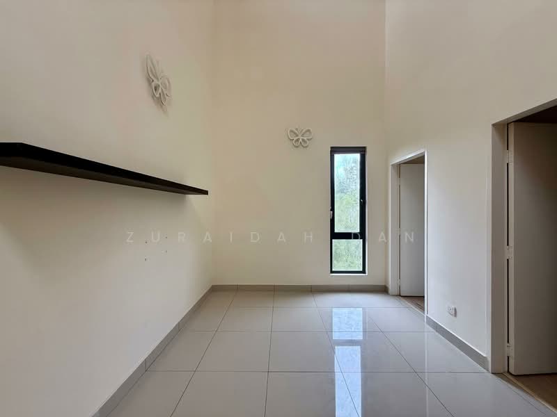 Townhouse for Sale in Bangi (Selangor) - Zuraidah Dan - Family Area - PropertyGuru.com.my