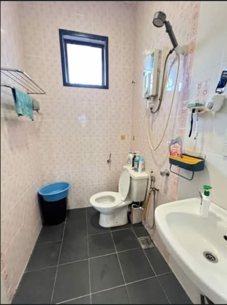 1.5-storey Terraced House for Sale in Seksyen 7 (Kota Damansara) - Jasmine Lee - Bathroom - PropertyGuru.com.my
