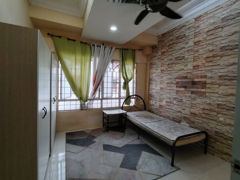 Apartment for Sale at Dataran Otomobil - Zamani Ishak - Bedroom - PropertyGuru.com.my
