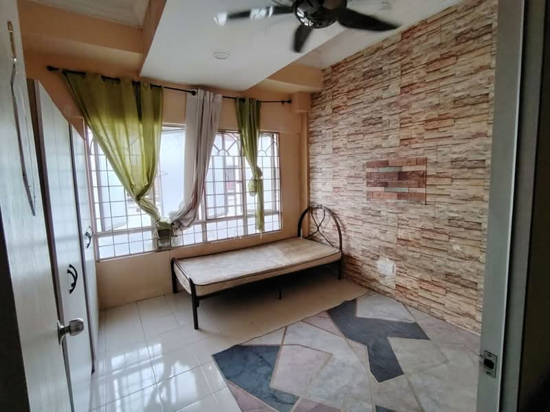 Apartment for Sale at Dataran Otomobil - Zamani Ishak - Bedroom - PropertyGuru.com.my