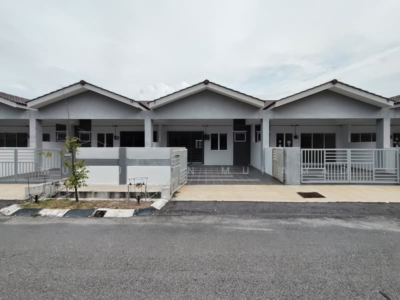 Rumah Teres 1 Tingkat untuk Disewa di Sitiawan (Perak) - Muinuddin Muhamad - Exterior - PropertyGuru.com.my