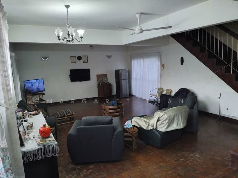 Rumah Banglo untuk Dijual di Kampung Tunku (Petaling Jaya) - Margaret Than - Living Room - PropertyGuru.com.my