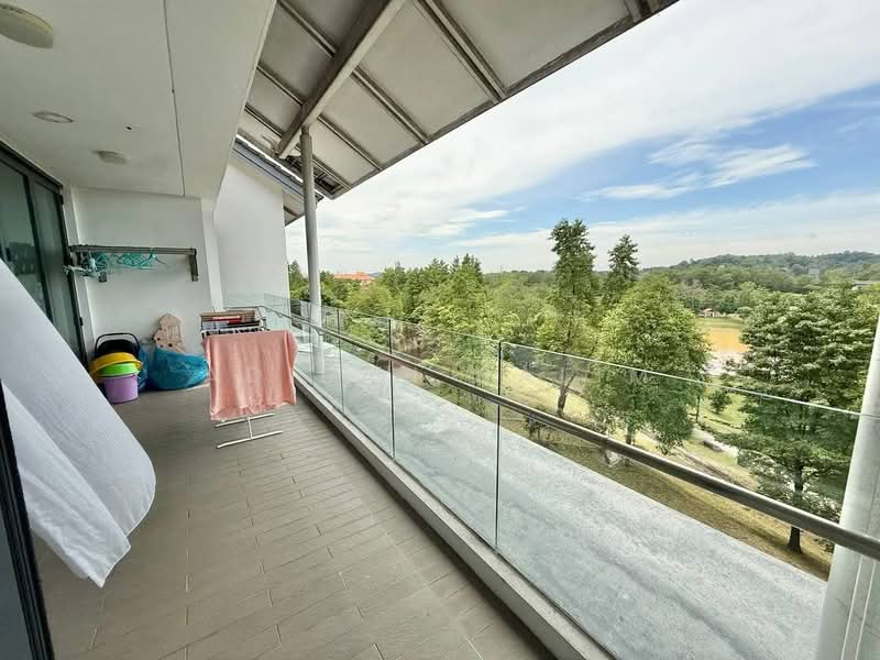 3-storey Terraced House for Sale in Shah Alam (Selangor) - Adibah Salim - Balcony - PropertyGuru.com.my
