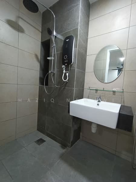 Servis Apartment untuk Disewa di AraTre' Residences - Haziq Nawawi - Bathroom - PropertyGuru.com.my