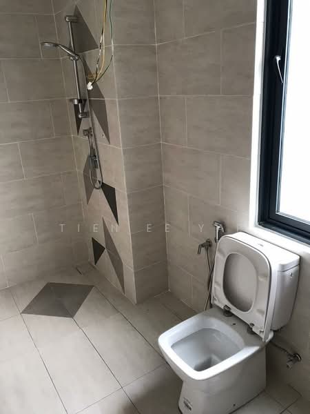 Kondominium untuk Dijual di 9Ine (Residensi Sembilan) - Tien Ee Yap - Bathroom - PropertyGuru.com.my