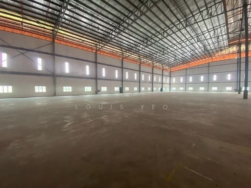 Warehouse for Rent in Kawasan Perindustrian Tanjung Langsat (Pasir Gudang) - Louis Yeo - Interior - PropertyGuru.com.my