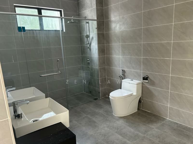 2-storey Terraced House for Sale in Taman Gembira (Jalan Klang Lama (Old Klang Road)) - Zen Law - Bathroom - PropertyGuru.com.my