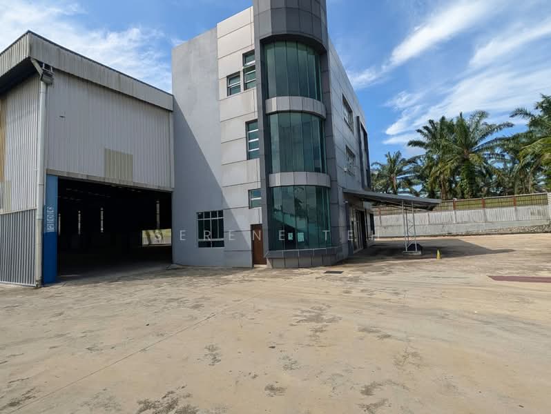 Detached Factory for Rent in Kelapa Sawit (Kulai) - Serene Teh - Exterior - PropertyGuru.com.my