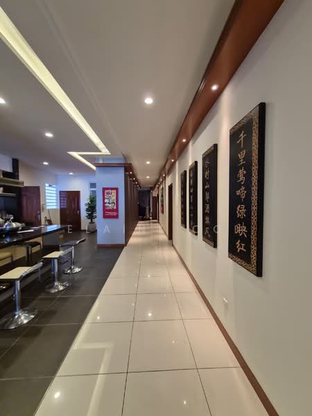 Kondominium untuk Dijual di Skyhome - Elaine Ooi - Corridor - PropertyGuru.com.my