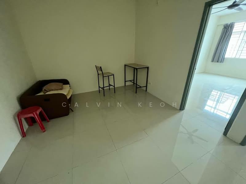 Rumah Teres 2 Tingkat untuk Dijual di Kampung Permatang Damar Laut (Batu Maung) - Calvin Keoh - Interior - PropertyGuru.com.my