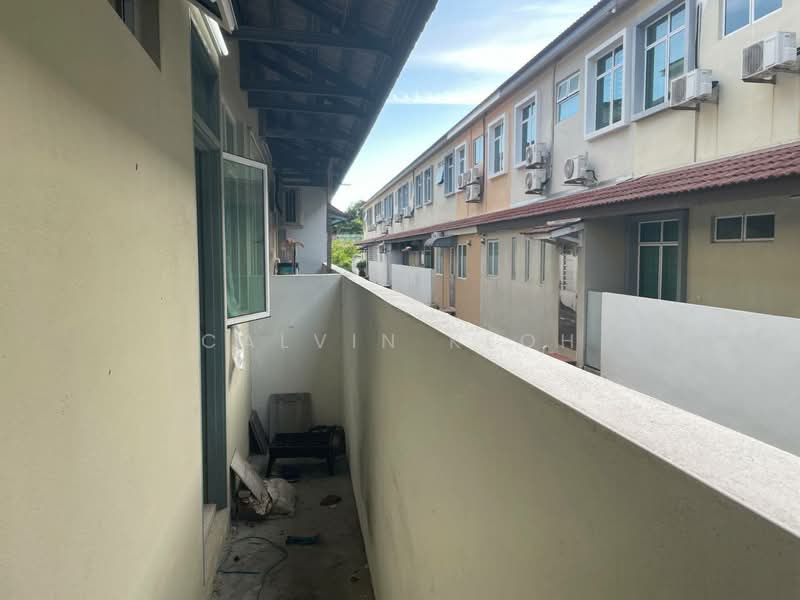 Rumah Teres 2 Tingkat untuk Dijual di Kampung Permatang Damar Laut (Batu Maung) - Calvin Keoh - Exterior - PropertyGuru.com.my