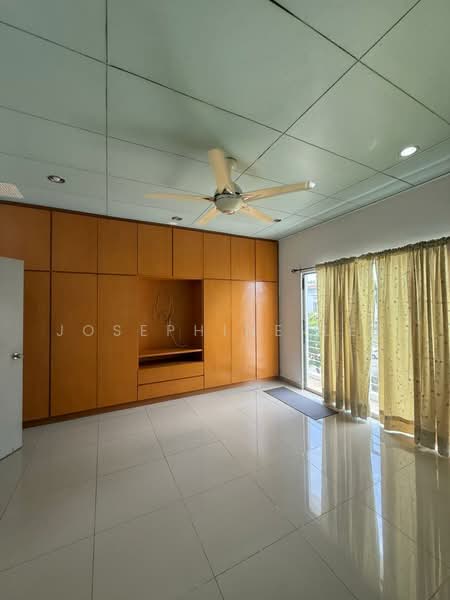Townhouse for Rent in Kampung Sungai Kayu Ara (Petaling Jaya) - Josephine Lee - Bedroom - PropertyGuru.com.my