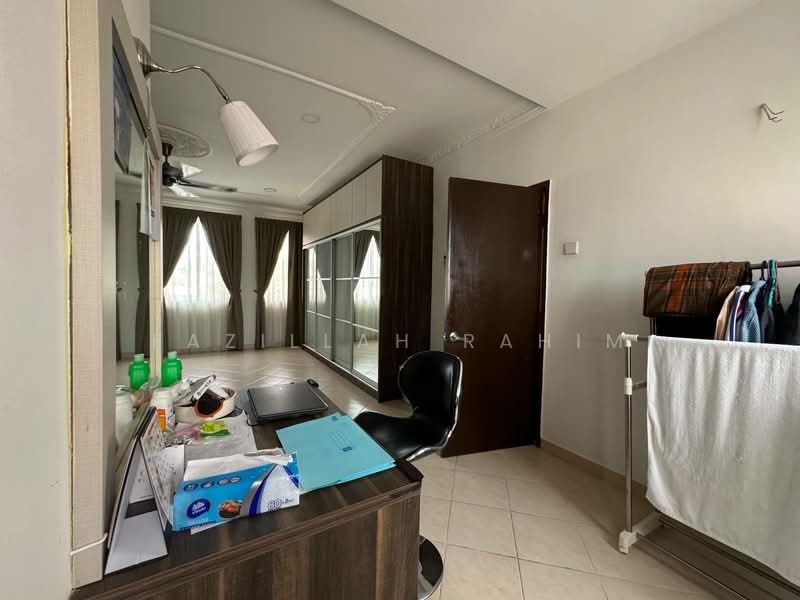 Condominium for Sale at Sri Lojing Condominiums - Fazillah Rahim - Bedroom - PropertyGuru.com.my