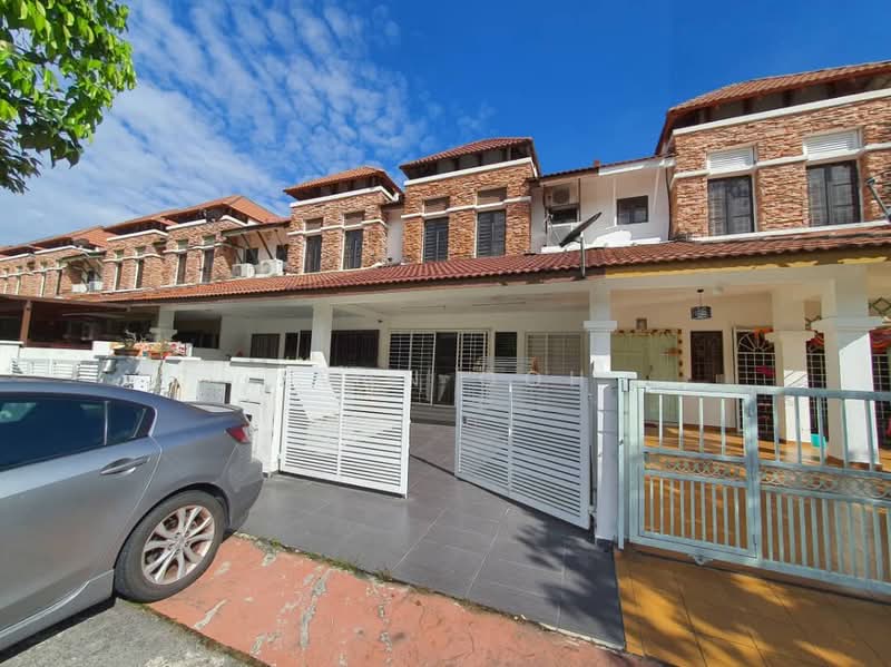 Rumah Teres 2 Tingkat untuk Dijual di Bandar Nusaputra (Puchong) - Evan Goh - Exterior - PropertyGuru.com.my