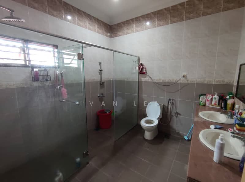 Bungalow for Sale in SS1 (Petaling Jaya) - Ivan Lee - Bathroom - PropertyGuru.com.my
