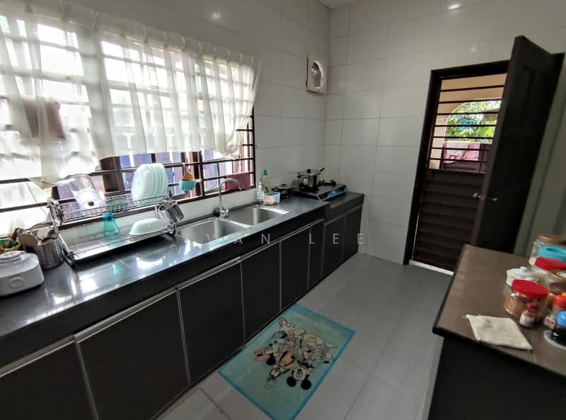 Bungalow for Sale in SS1 (Petaling Jaya) - Ivan Lee - Kitchen - PropertyGuru.com.my