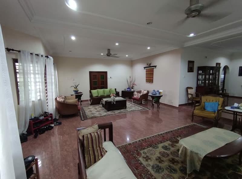 Bungalow for Sale in SS1 (Petaling Jaya) - Ivan Lee - Living Room - PropertyGuru.com.my