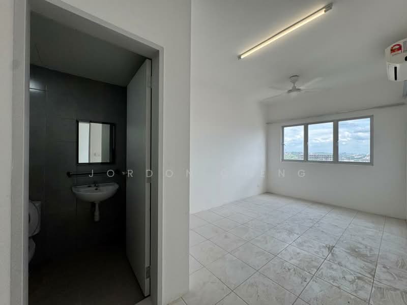 Condominium for Rent at Residensi Sateria - Jordon Cheng - Bathroom - PropertyGuru.com.my