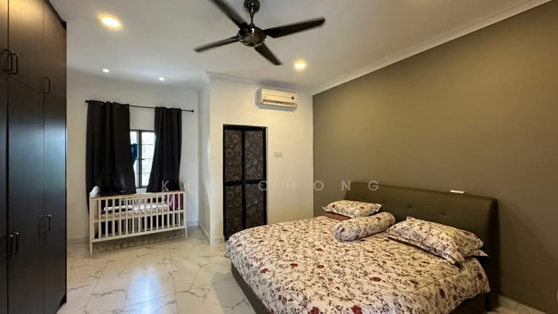 Bungalow for Sale in Bandar Country Homes (Rawang) - Ken Chong - Bedroom - PropertyGuru.com.my