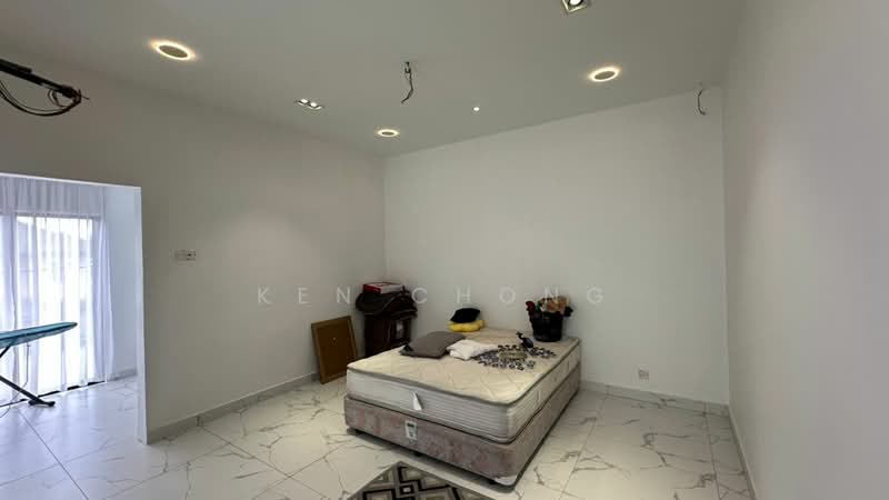 Bungalow for Sale in Bandar Country Homes (Rawang) - Ken Chong - Bedroom - PropertyGuru.com.my