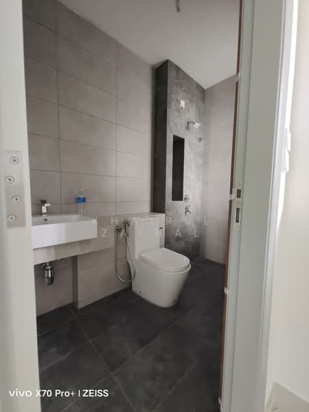 Cluster House for Sale in Shah Alam (Selangor) - Khairul Zainal - Bathroom - PropertyGuru.com.my