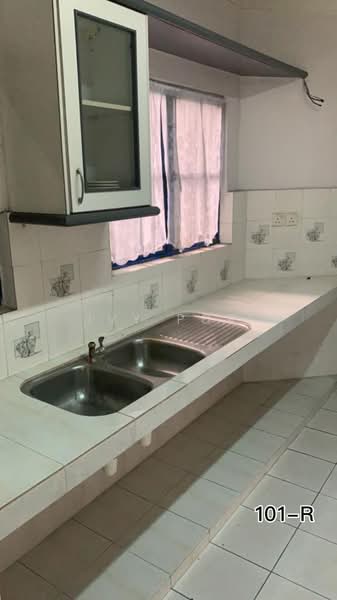 Condominium for Sale at D'Haven Condominium - Ivy Por - Kitchen - PropertyGuru.com.my