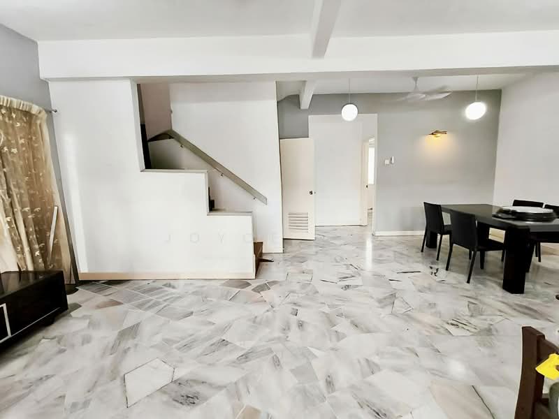 2-storey Terraced House for Sale in Usj 2 (Subang Jaya) - Joyce Kok - Living Room - PropertyGuru.com.my