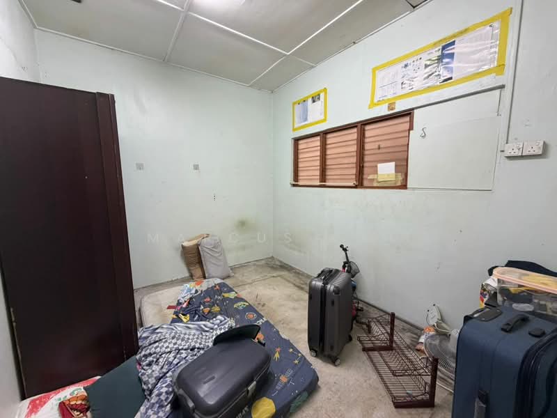 Rumah Teres 1 Tingkat untuk Dijual di Kepong Baru (Kepong) - Marcus Koh - Bedroom - PropertyGuru.com.my
