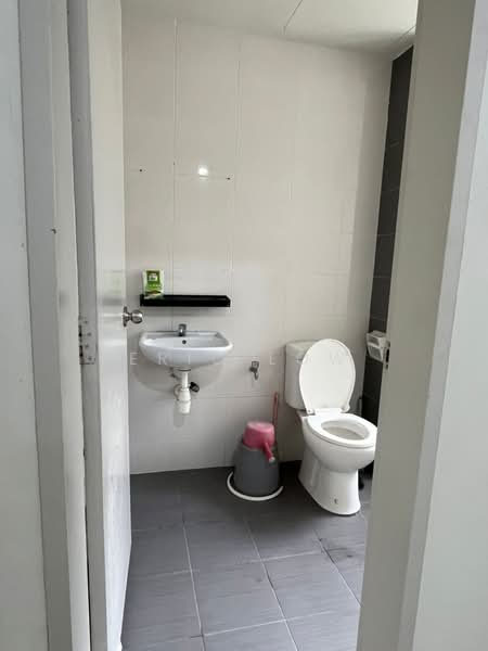 Pangsapuri untuk Disewa di Residensi Rumpun Bahagia (Residensi Melaka Tengah 1) - Eric Low - PropertyGuru.com.my