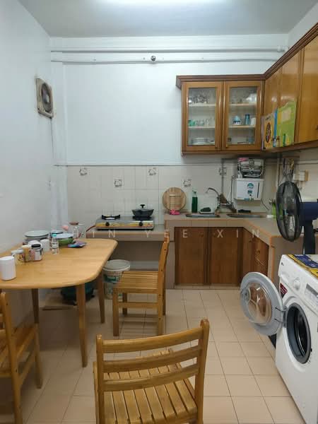 3-storey Terraced House for Sale in Taman Bukit Idaman (Selayang) - Chin Yee Xin - Kitchen - PropertyGuru.com.my