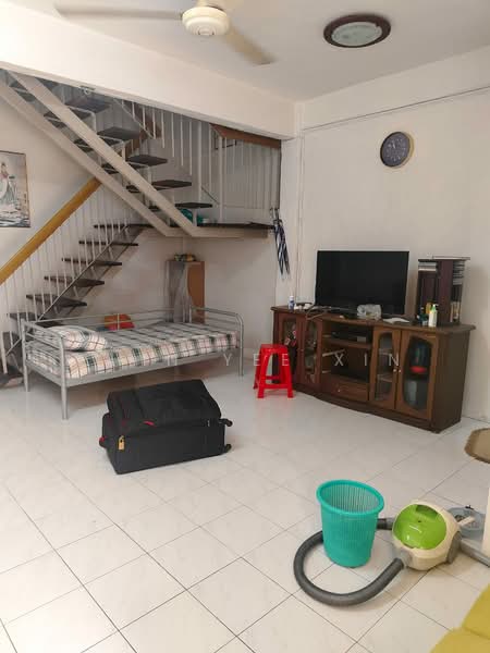 3-storey Terraced House for Sale in Taman Bukit Idaman (Selayang) - Chin Yee Xin - Living Room - PropertyGuru.com.my