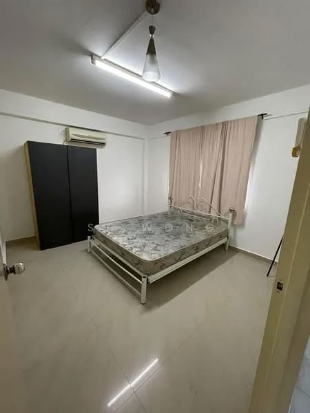 Rumah Flat untuk Dijual di Rumah Pangsa Sri Orkid (Ehsan Jaya) - SH Wong - Bedroom - PropertyGuru.com.my