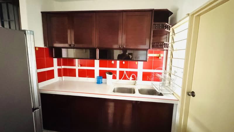 Pangsapuri untuk Dijual di Cascadia - Jeff Tan - Kitchen - PropertyGuru.com.my