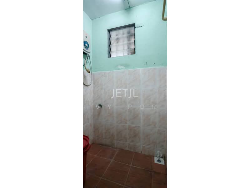 Rumah Teres 1 Tingkat untuk Dijual di Taman Sentosa (Klang) - Ivy Por - Bathroom - PropertyGuru.com.my