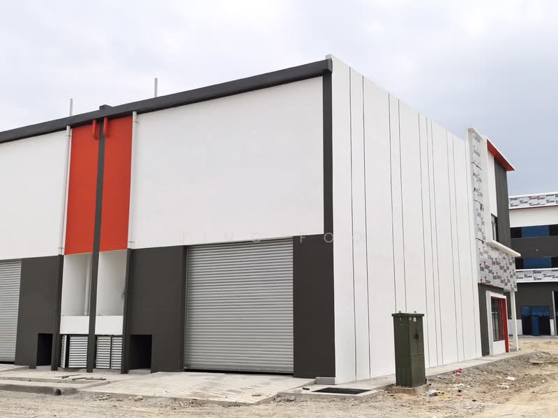 Kilang Teres untuk Dijual di Alam Perdana (Puncak Alam) - Jing Foo - Exterior - PropertyGuru.com.my