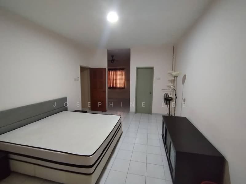 Apartment for Rent at Suria Damansara - Josephine Lee - Bedroom - PropertyGuru.com.my
