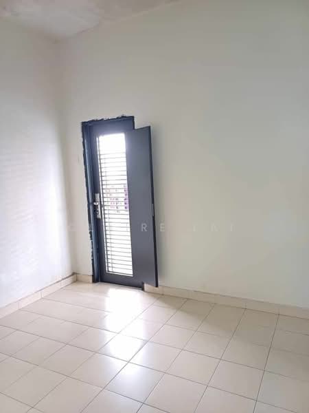 2-storey Terraced House for Sale in Bandar Putra (Kulai) - Claire Lai - Interior - PropertyGuru.com.my