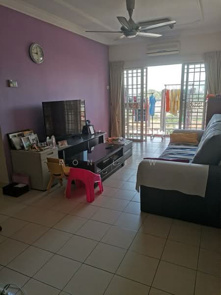 Apartment for Sale at Serdang Villa Apartment - Ron Liew - Living Room - PropertyGuru.com.my