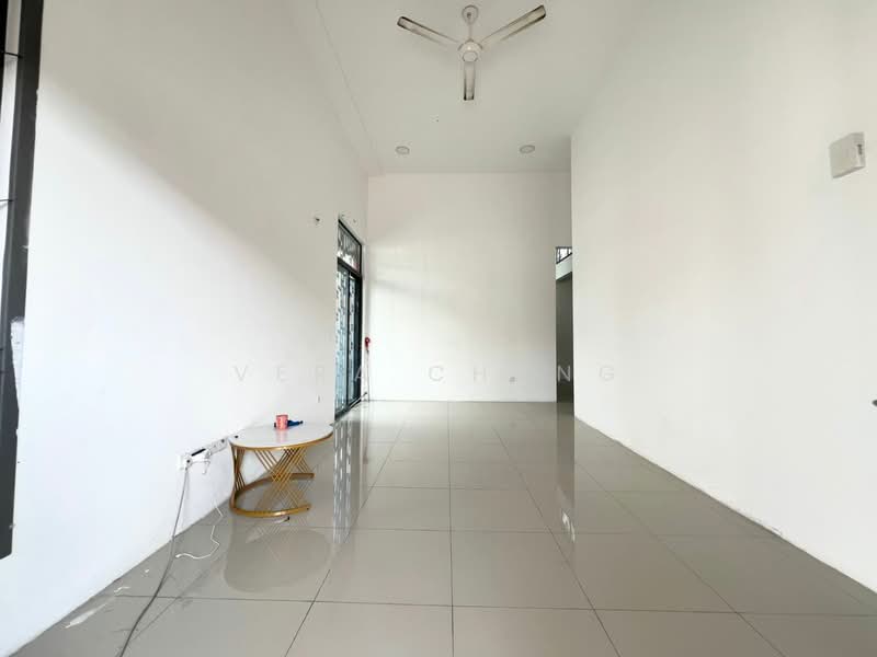 Semi-Detached House for Sale in Johor Bahru (Johor) - Vera Chang - Living Room - PropertyGuru.com.my