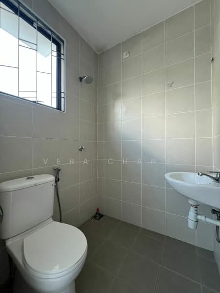 Semi-Detached House for Sale in Johor Bahru (Johor) - Vera Chang - Bathroom - PropertyGuru.com.my
