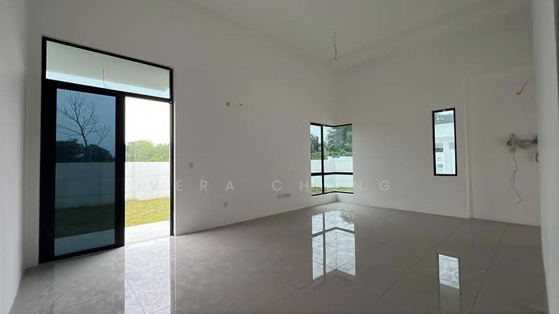 Semi-Detached House for Sale in Johor Bahru (Johor) - Vera Chang - Living Room - PropertyGuru.com.my