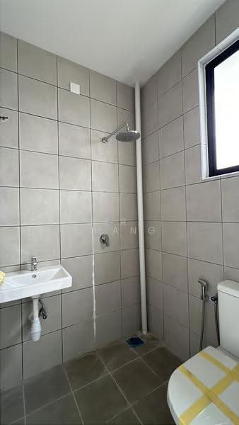 Semi-Detached House for Sale in Johor Bahru (Johor) - Vera Chang - Bathroom - PropertyGuru.com.my