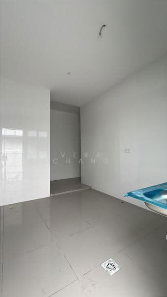 Semi-Detached House for Sale in Johor Bahru (Johor) - Vera Chang - Kitchen - PropertyGuru.com.my