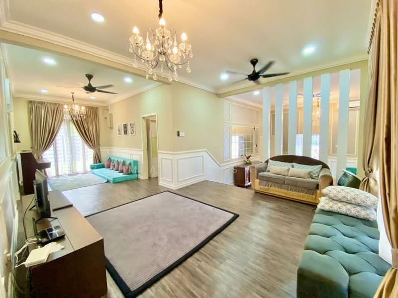 Rumah Banglo untuk Dijual di Taman Puncak Perdana (Shah Alam) - Zamani Ishak - Living Room - PropertyGuru.com.my