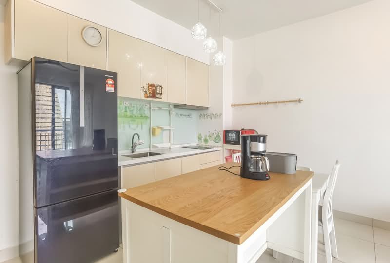 Kondominium untuk Disewa di Teega Residences - Le Ching . - Kitchen - PropertyGuru.com.my