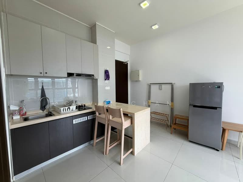 Condominium for Rent at Amberside @ Country Garden Danga Bay - Caven Chan - Kitchen - PropertyGuru.com.my