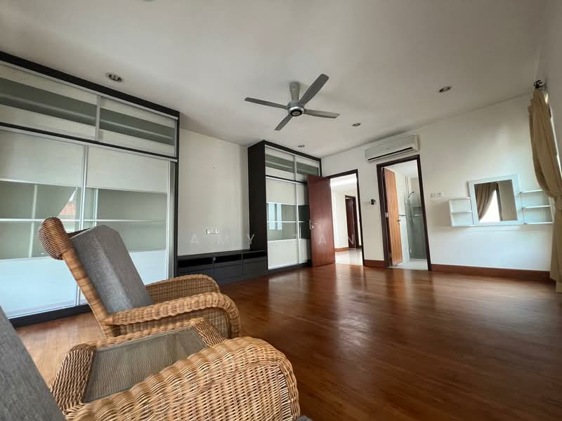 Semi-Detached House for Sale in Gelugor (Penang) - Amy Tan - Master Bedroom - PropertyGuru.com.my